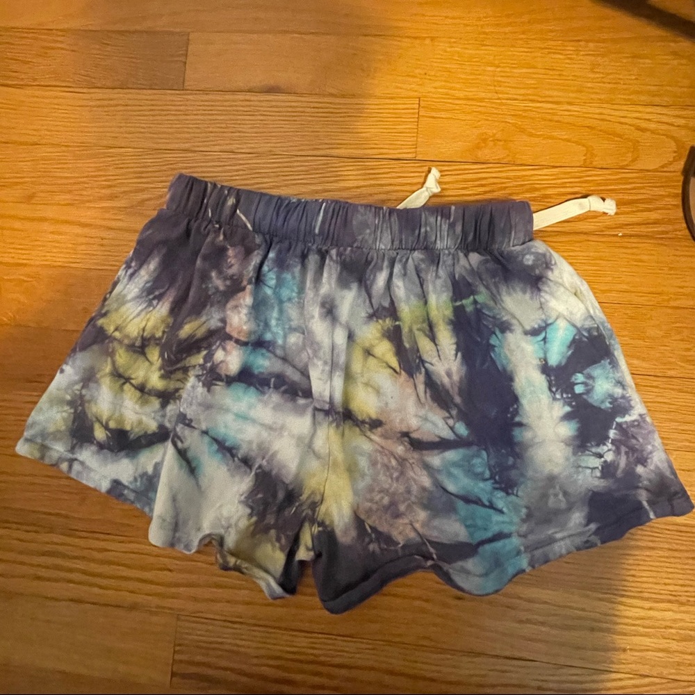SOLD: Vici Tie Dye Lounge Shorts - Picture 4 of 5